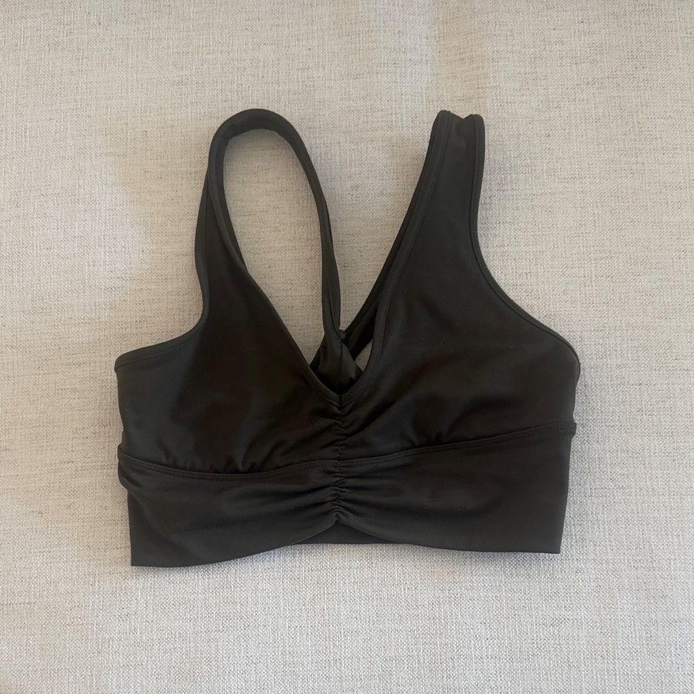 Alo green sports bra